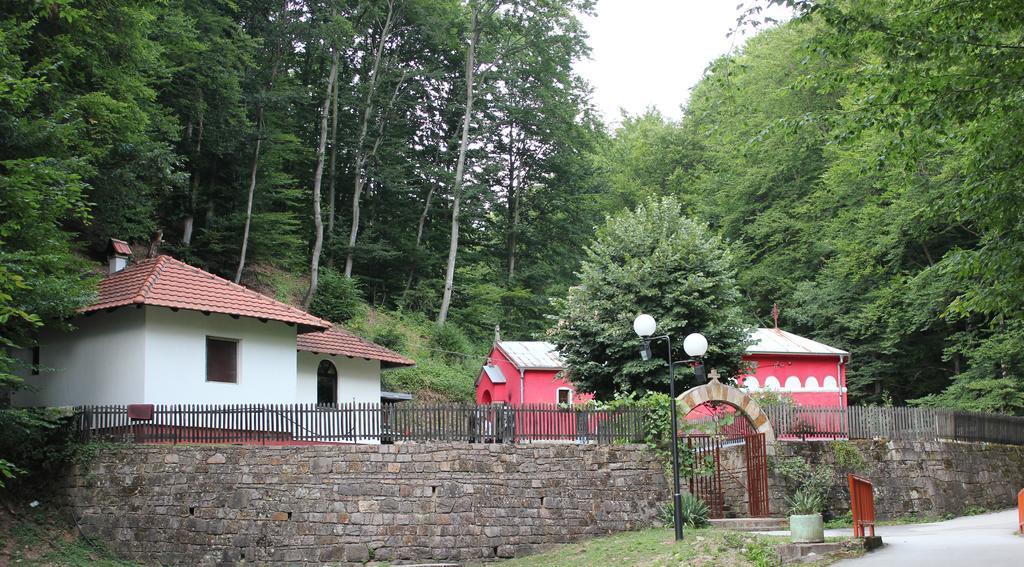 Guesthouse Edelnice Gornja Trepca Exterior photo